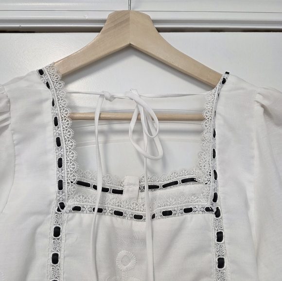 Anthropologie Floral Surplice Neck Blouse Ruffles Size Medium Yellow Red Cropped - Picture 10 of 16